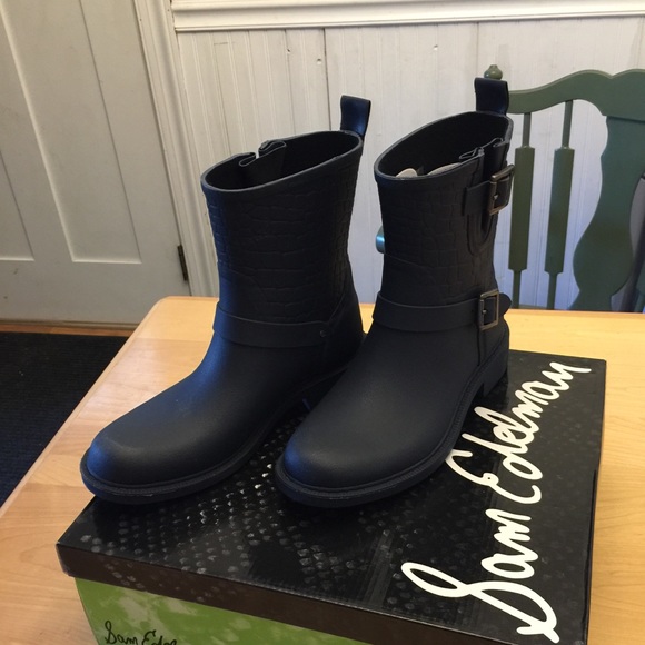 Sam Edelman Keigan boots *ONE DAY SALE* - Picture 2 of 6